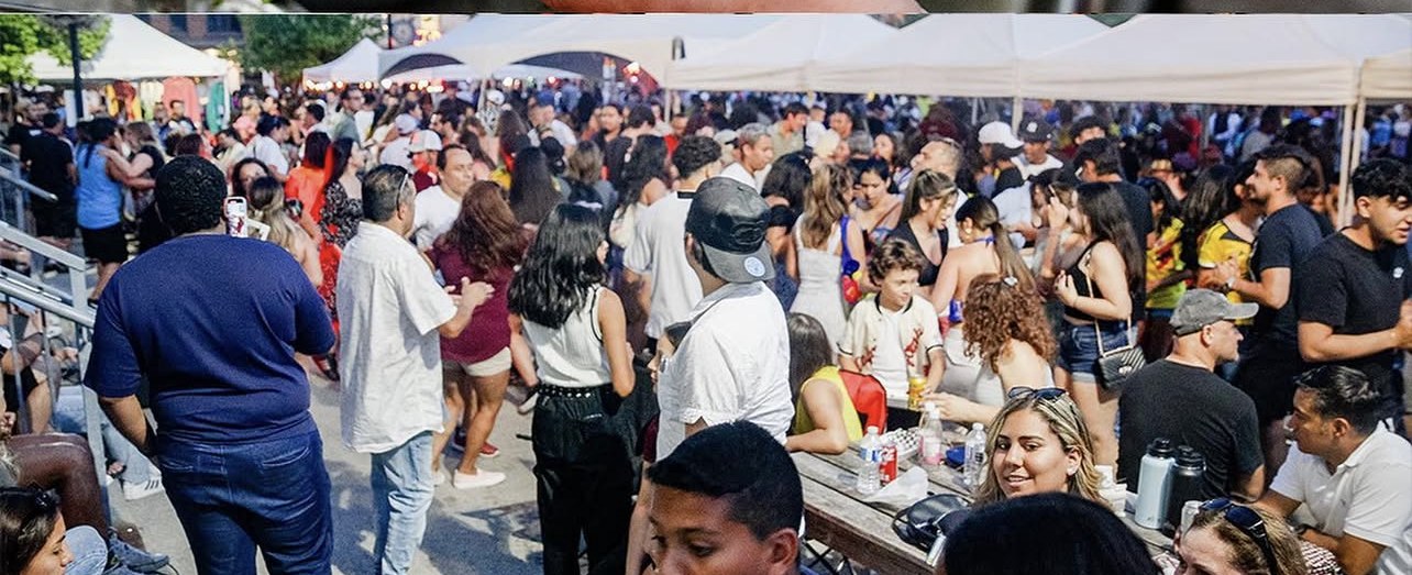Festival night crowd.
